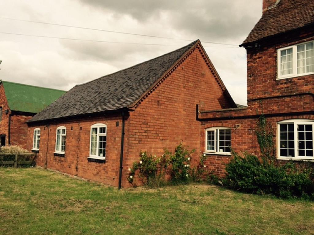 Illshaw Heath Farm Guest Lodge Hockley Heath Exterior photo